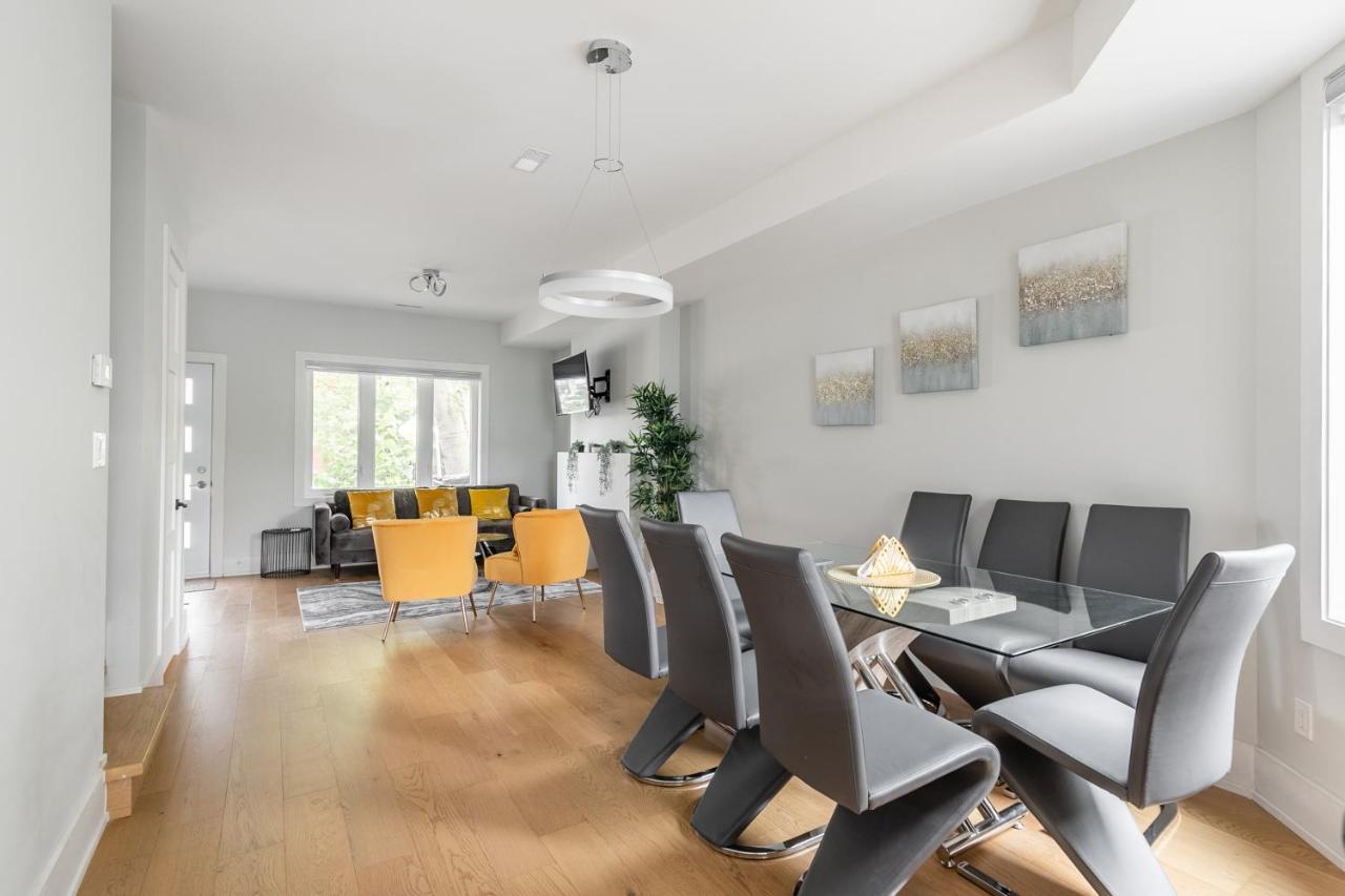 Fancy Downtown House With Hot Tub & Bbq By Globalstay Toronto Kültér fotó