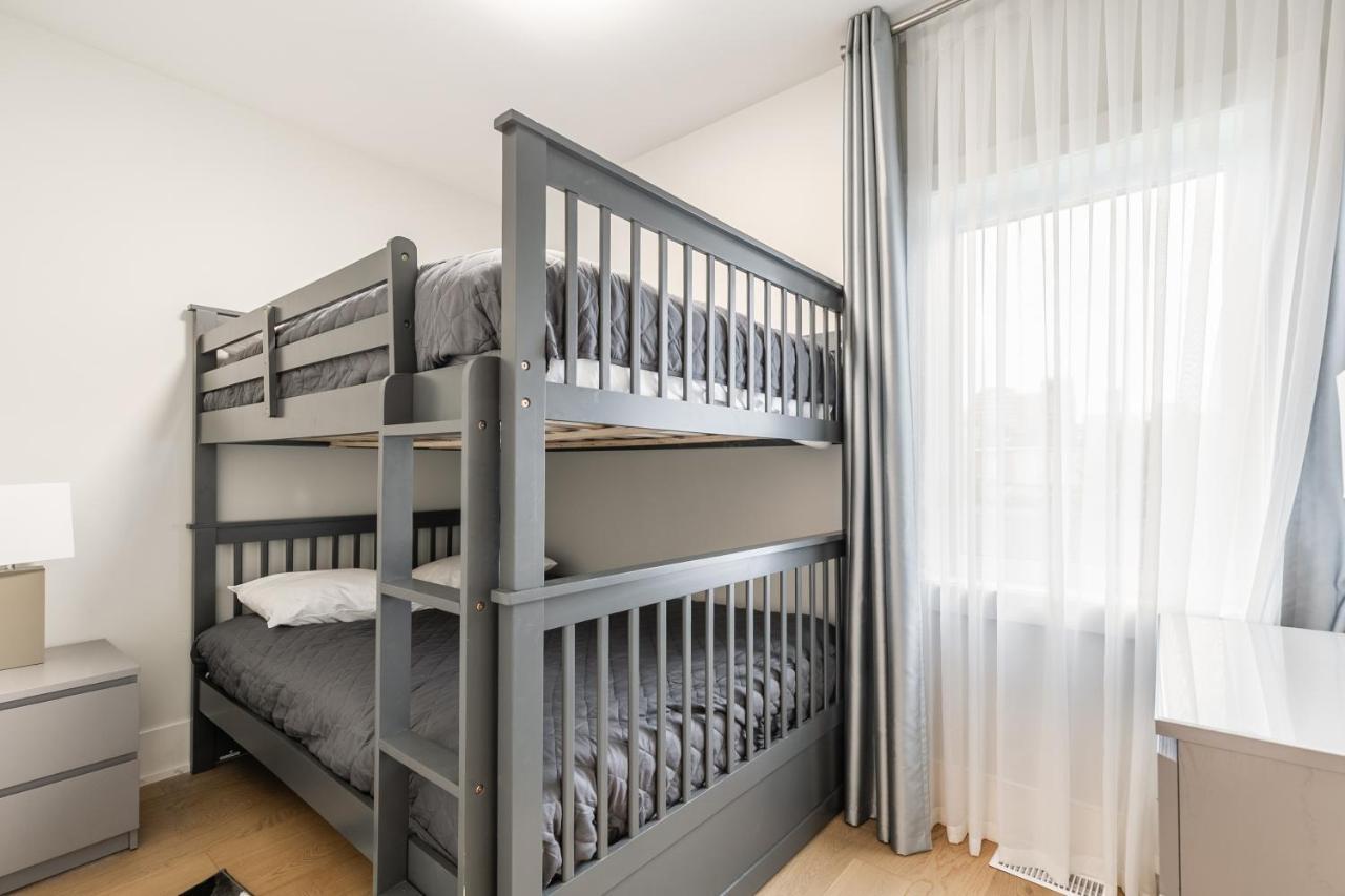 Fancy Downtown House With Hot Tub & Bbq By Globalstay Toronto Kültér fotó
