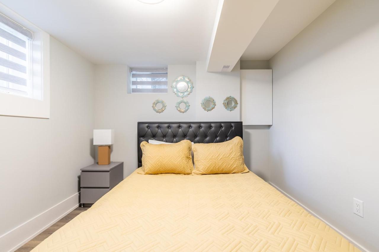 Fancy Downtown House With Hot Tub & Bbq By Globalstay Toronto Kültér fotó