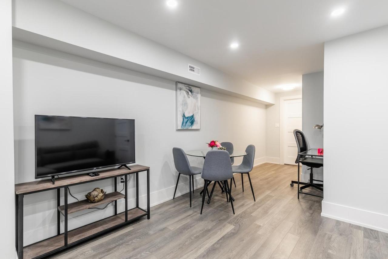 Fancy Downtown House With Hot Tub & Bbq By Globalstay Toronto Kültér fotó