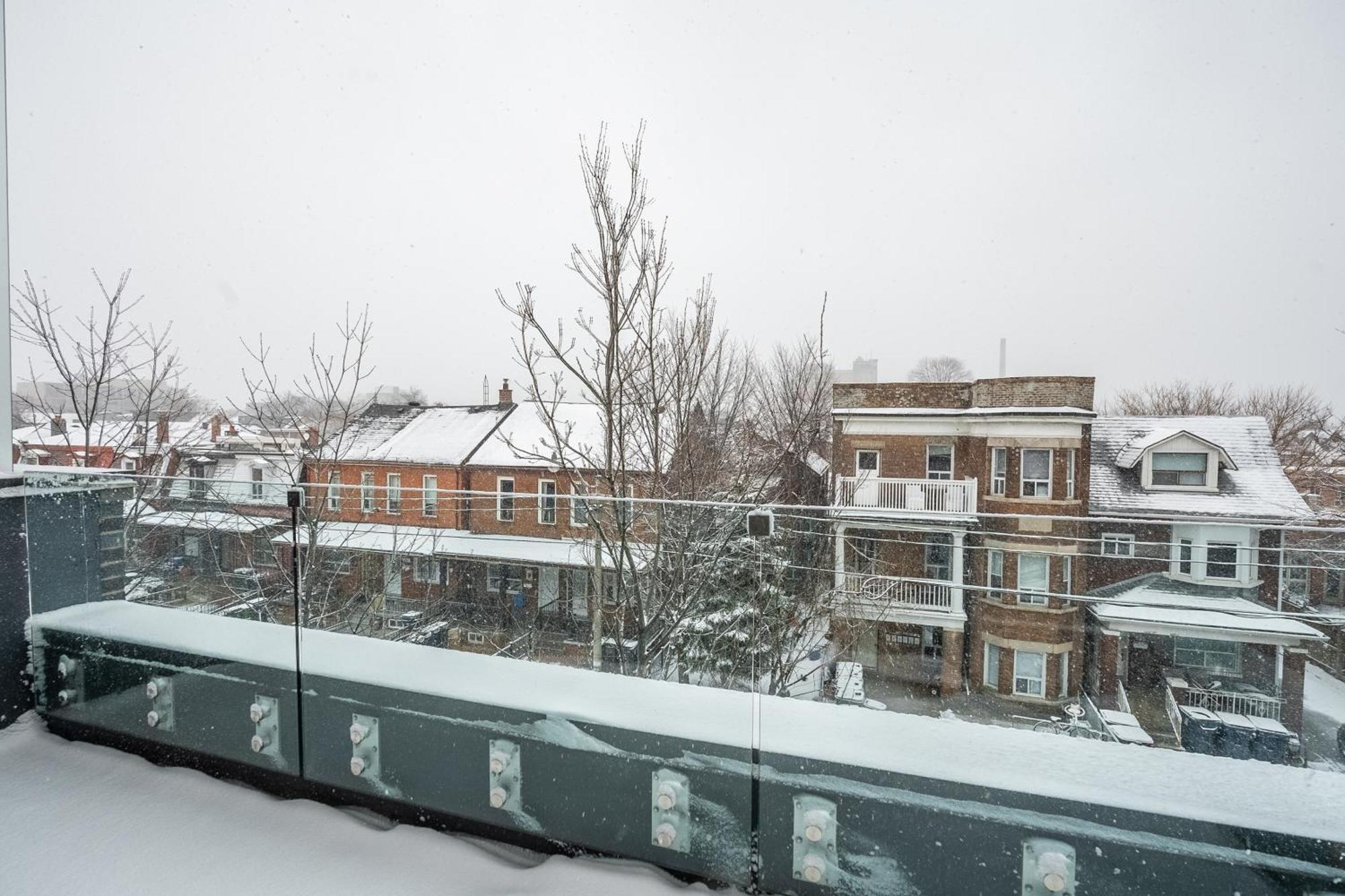Fancy Downtown House With Hot Tub & Bbq By Globalstay Toronto Kültér fotó